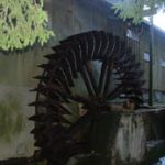 Die Hammerschneidmühle liegt westlich von Wallenfels an der Wilden Rodach. 