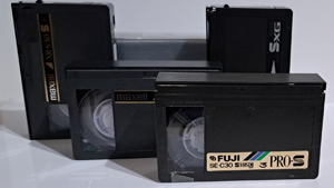 VHS-C Kassetten digitalisieren auf USB-Stick.